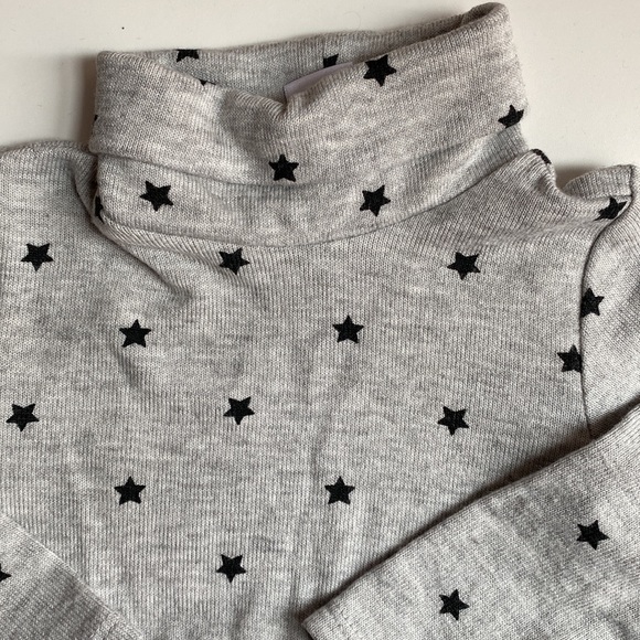 [3/15$] Carters Baby Turtleneck Dress 9MO - Picture 5 of 5